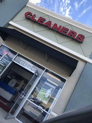 Ovation Cleaners