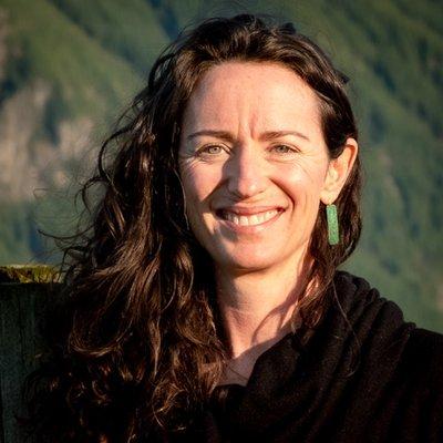 Meghann will listen you into clarity and offer reflections to feel seen and heard-- both for where you are now, and where you want to go.