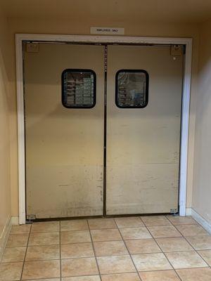 Beall's traffic door daytona beach fl 12:03 pm September 2 2023