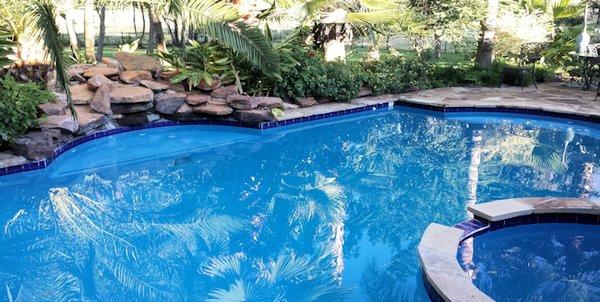 Remodeling - WetEdge - Prism Matrix Indigo Blue Plaster