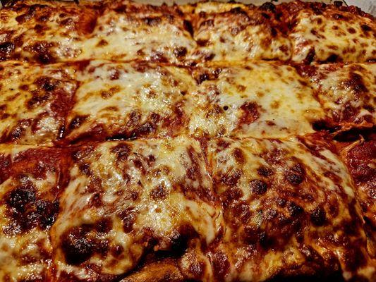 Darn good Sicilian pie!