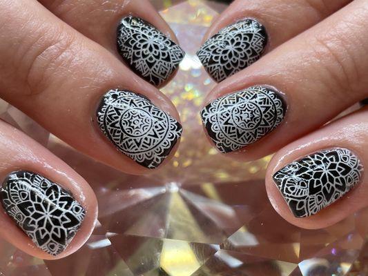 The She Shed Nail Studio