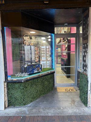 store front located next La rosa, Beacham and Parlay