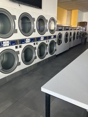 Van Nuys Coin Laundry