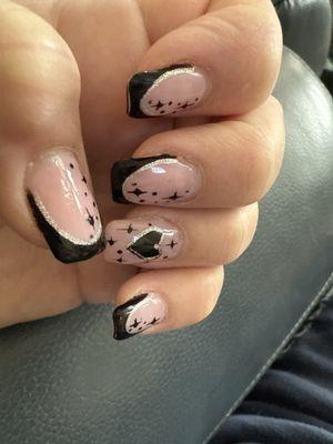 Beautiful nail design.