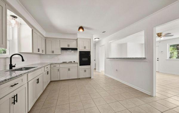 Hook Roofing and Construction