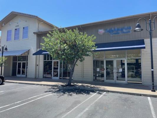 Brentwood Branch Exterior.