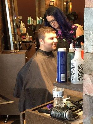 Petra's Salon and Boutique