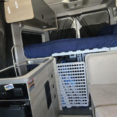 Paradise RV and Car Rentals