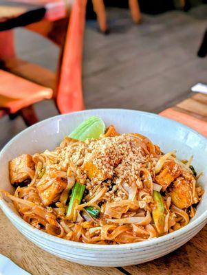 Thai Thai Restaurant & Sushi