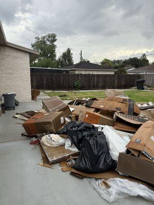 Houston office -- providing reliable junk-removal service for the surrounding areas."