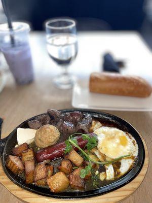 Sizzling Beef / Bò Né