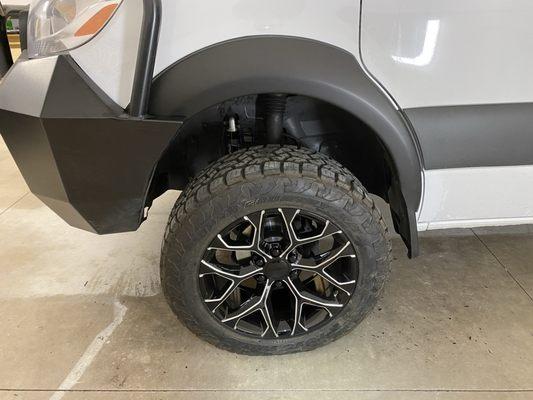 New wheels and Toyo tires. Pleased with the turnout.