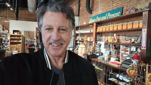 ROSARIO S. CASSATA AT TIMES PAST AND PRESENT AT THE FRANKLIN FACTORY IN FRANKLIN TENNESSEE.