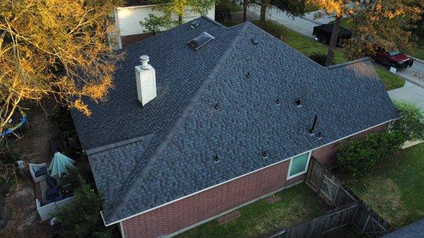 Rigid Roofing LLC