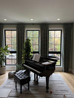 Anna's Draperies and Blinds