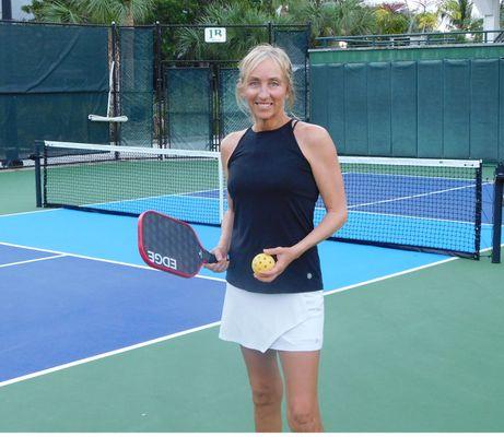 Get back on the courts with an expert in sports injuries.