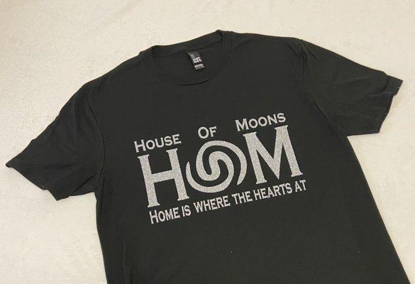 House of Moons chose silver glitter vinyl for this creation!