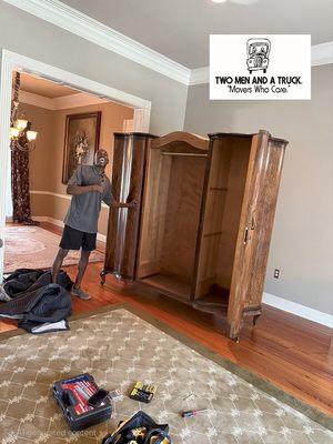 Two Men and a Truck Baton Rouge