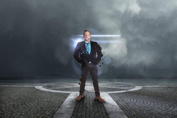 Andy Amyx Magician Entertainer