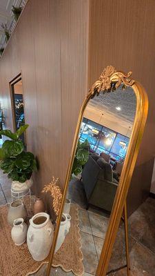 Zikrayat Mediterranean Lounge