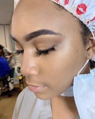 Brows filled in waxed