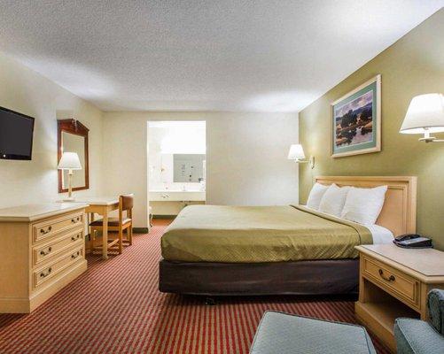 Econo Lodge Sequoia Area