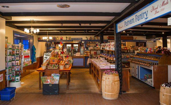 Store setting commonly treated by Veteran Commercial Services.