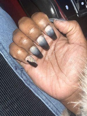 This is the worst ombré and design I've ever seen and they charged me $95 never again