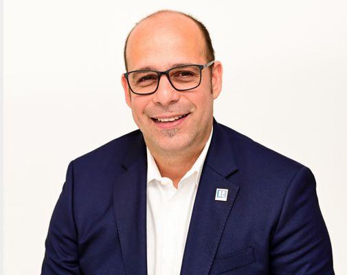 Cesar Alfonzo- Agent Trust Realty