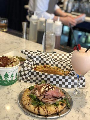 Food Hallin' done right - Link's , Strada , I Bacon Mac-n-cheese, ruckus frosé