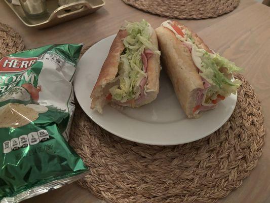 Caruso's Italian Restaurant & Pizzeria