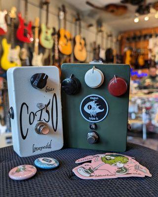 I got a could of used pedals for cheap!