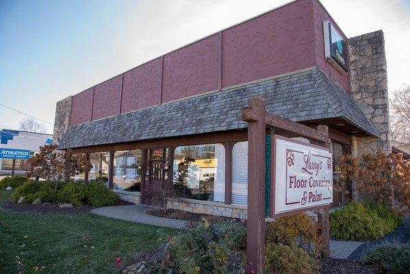 Larry's Floor Covering & Paint
