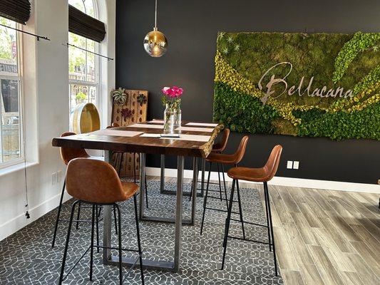 Ralph Larent inspired ? I like it