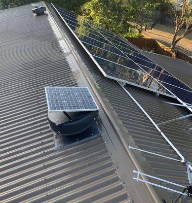 Simi Valley Roofing Crew