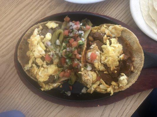 Huevos Divorciados
