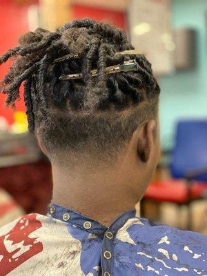 Starter locs and undercut