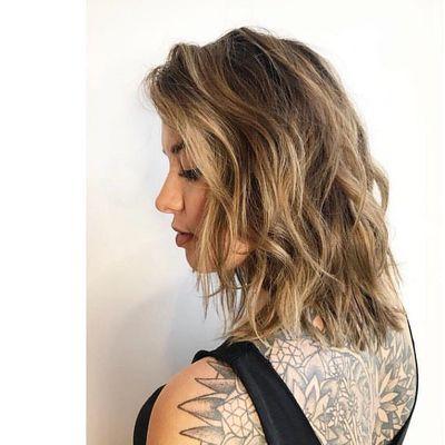 Hairpainting style and haircut by Meghan