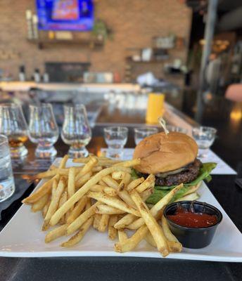 Flyin Hawaiian Burger w. Fries