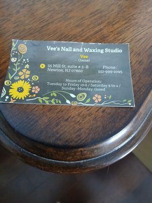 Vee's Nail and Waxing Studio