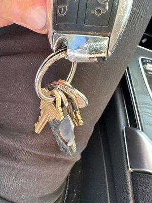 Hollywood Jewelry & Loan Watch & Jewelry Repair-$4 Watch Batteri