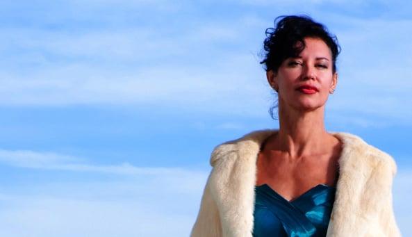 Photo of Juliet Annerino by Joel Hindman