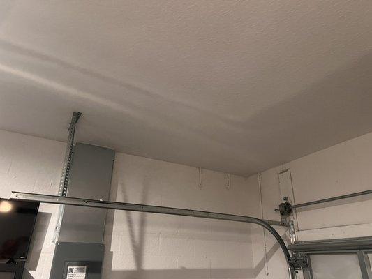 941 Garage door repair