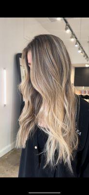 Blonde balayage by Sara