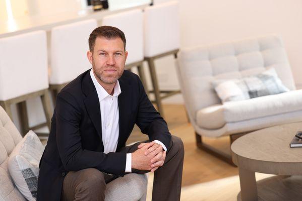 Justin Drury - Strand Hill Forbes Global Properties