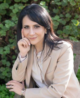 Attorney Nana Knight