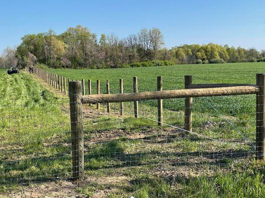 Truster Building & Fence