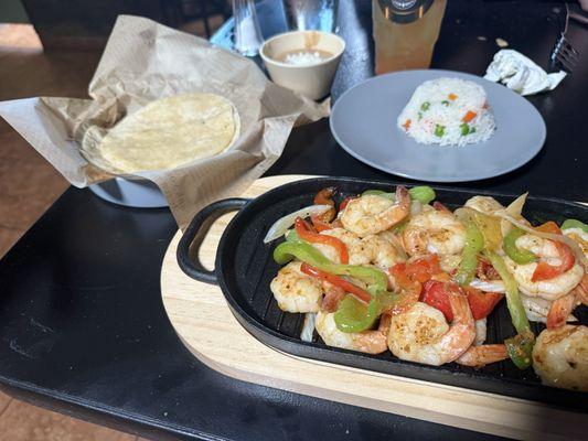 Shrimp fajitas