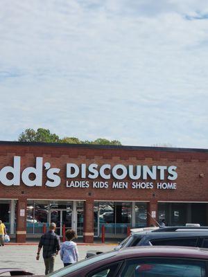 dd's DISCOUNTS